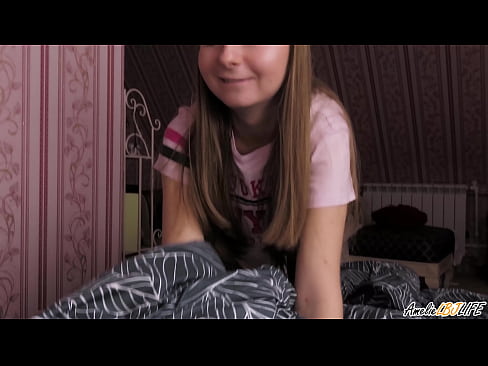 ❤️ Blondie duboko siše svoju drugu prijateljicu i dobiva spermu u usta ☑ Porno u pornografiji bs.virtsextor.ru ☑